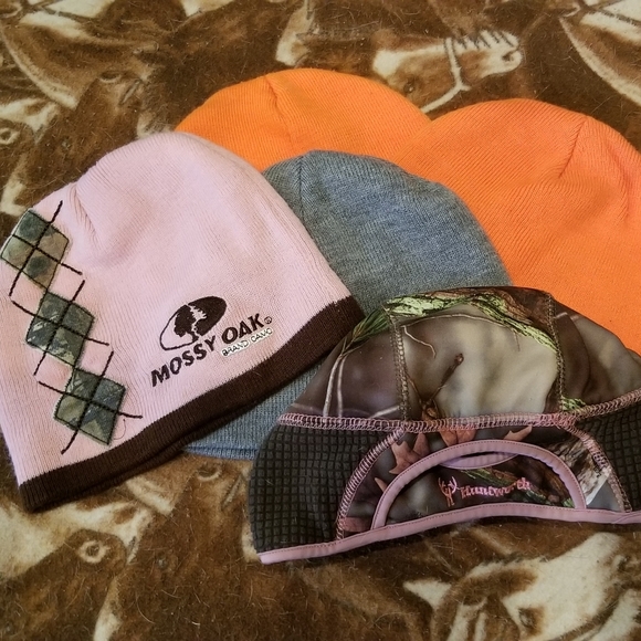 Winter Beanies - Picture 7 of 7